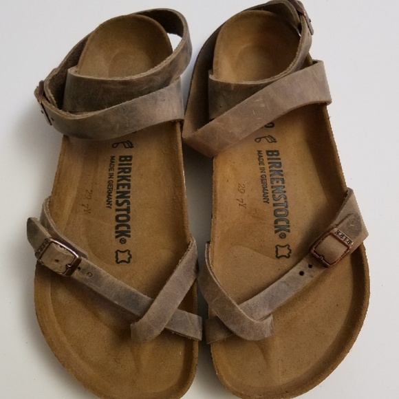 yara tobacco birkenstock